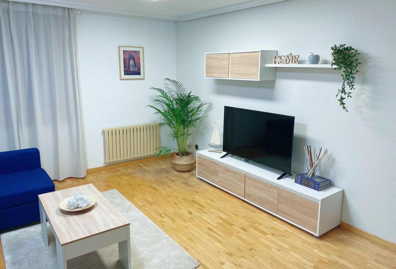 Ferienwohnung Duenas Oviédo Exterior foto